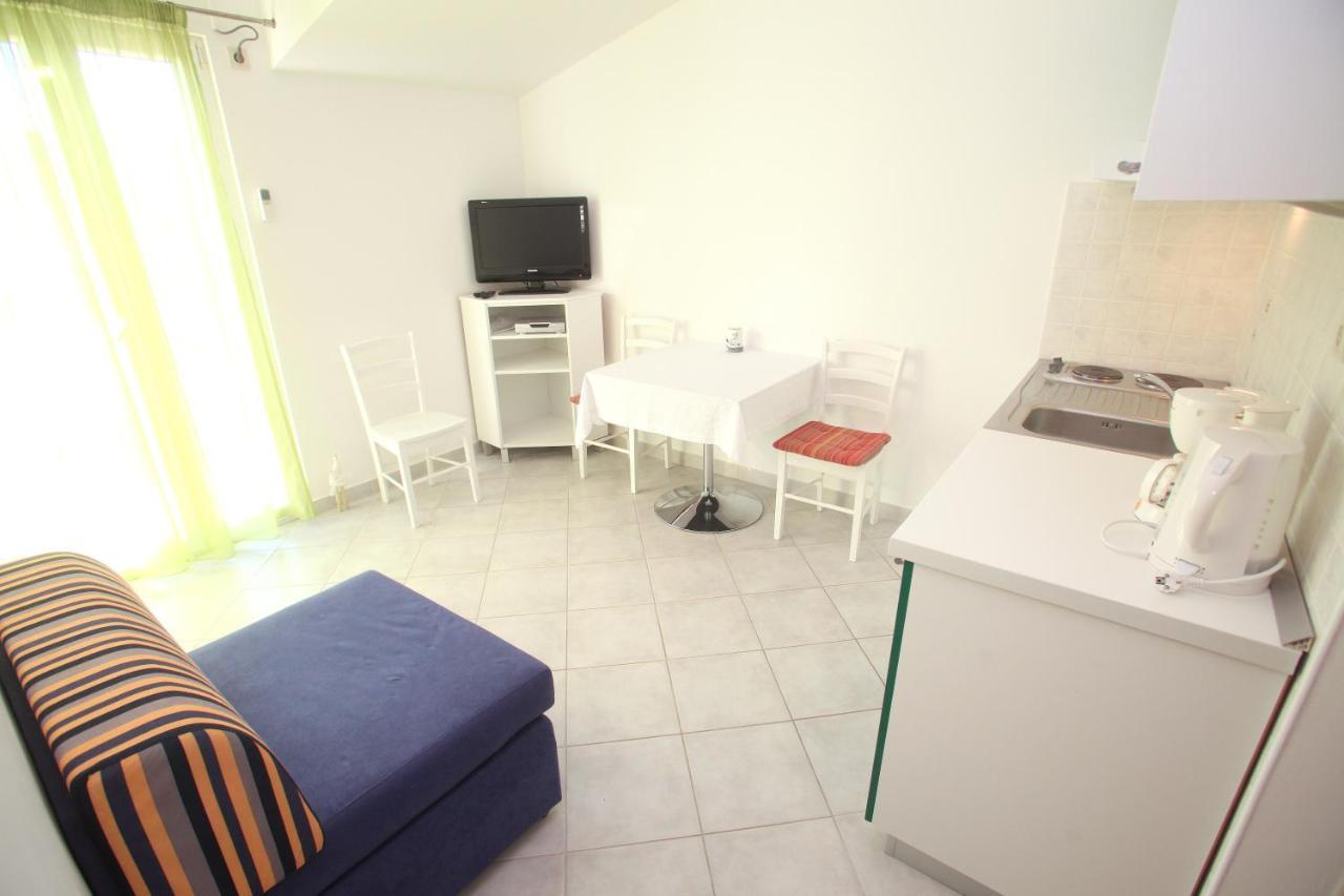Apartments Nakir Slatine Rom bilde