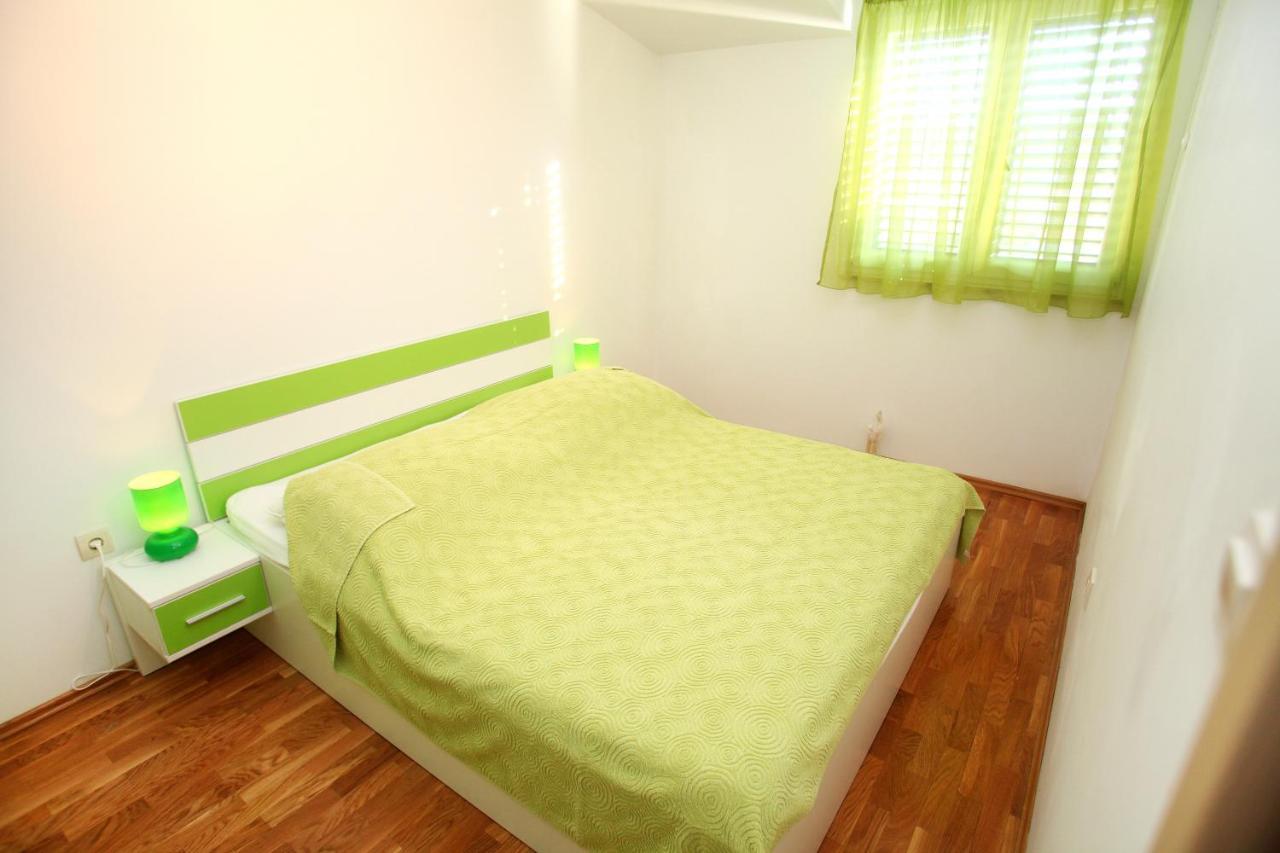 Apartments Nakir Slatine Rom bilde