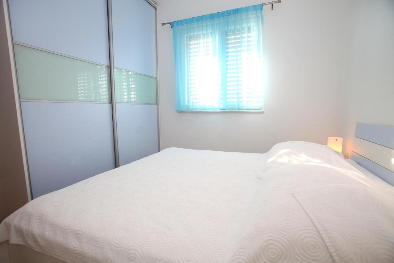 Apartments Nakir Slatine Rom bilde