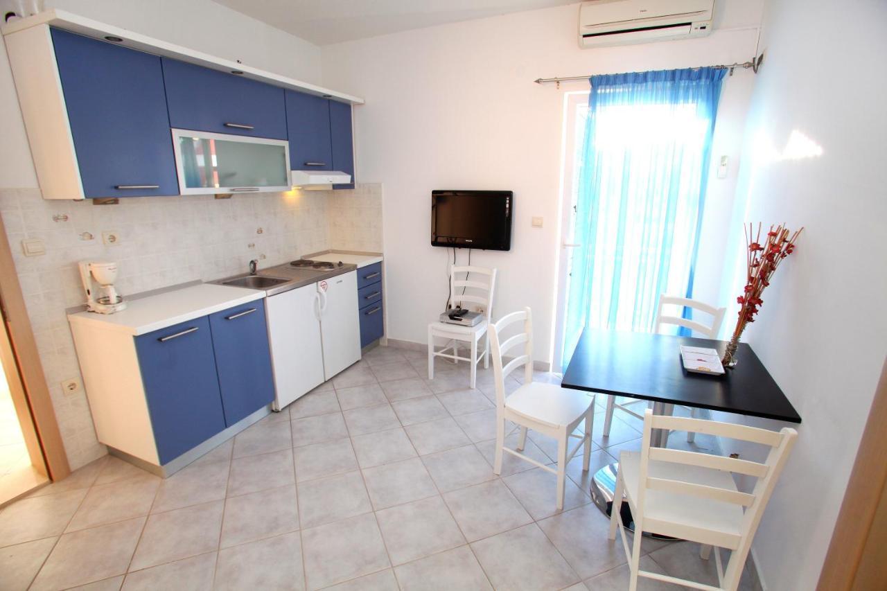 Apartments Nakir Slatine Rom bilde