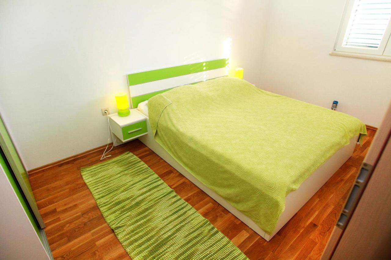 Apartments Nakir Slatine Rom bilde